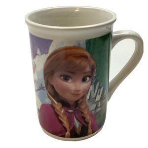 FROZEN Anna Elsa Olaf Mug 2014 8 oz capacity Microwave and Dishwasher safe